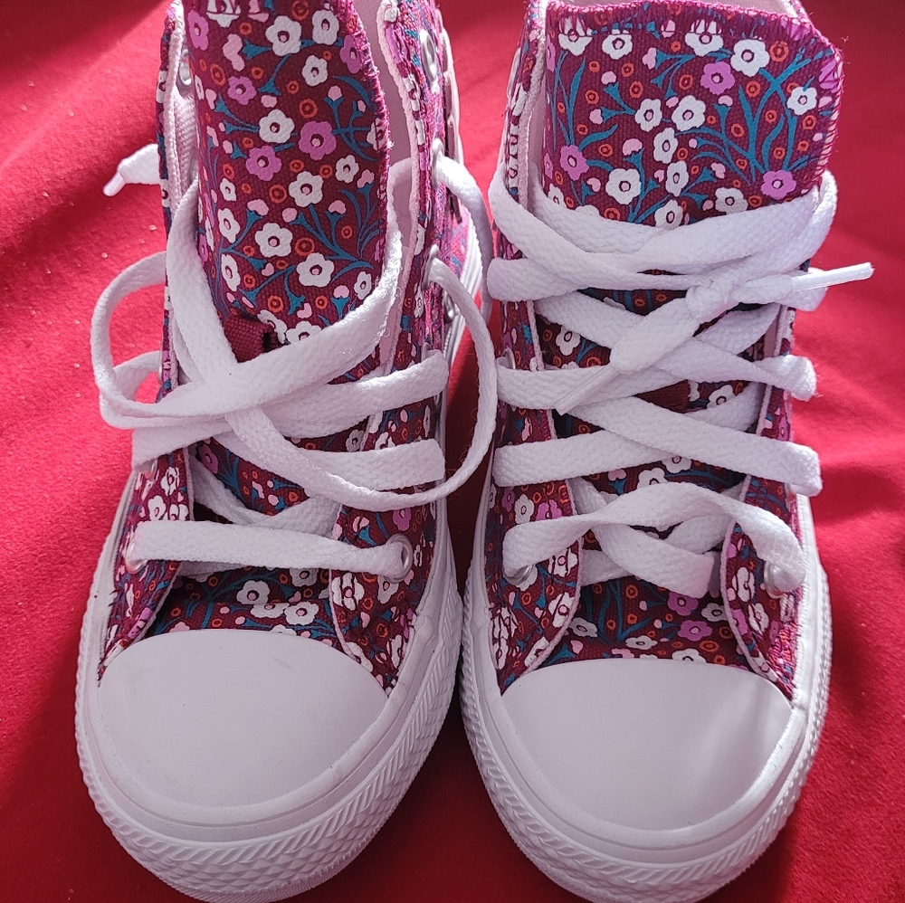 Converse High top